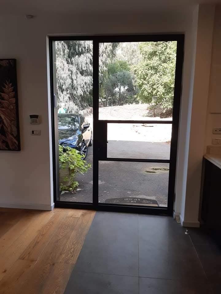 דלת